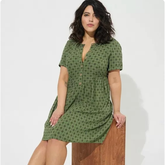 Torrid Green Button-Up Dress - Picture 4 of 7